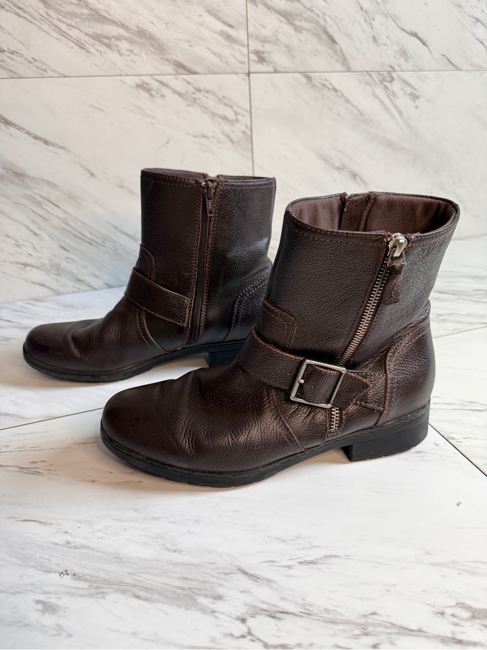 Clarks Brown Leather Harness Ankle Boots Buckle Zip Moto Booties Womens 9.5M - Picture 3 of 8